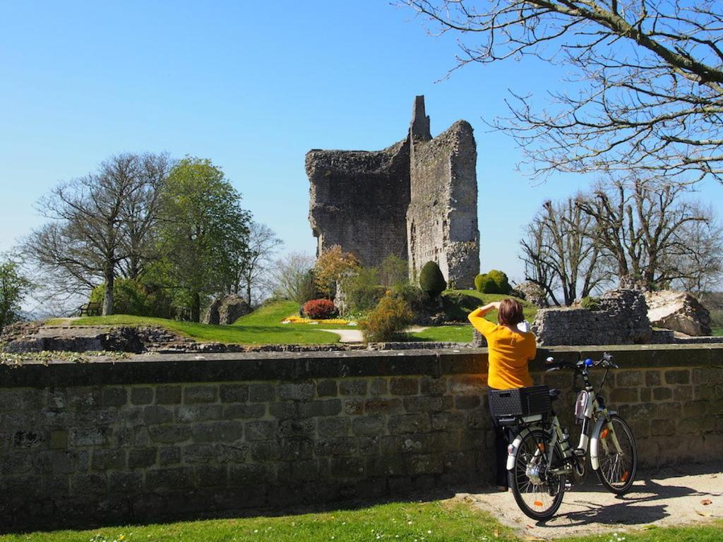 La Maison Sur Les Remparts Domfront  Exteriér fotografie